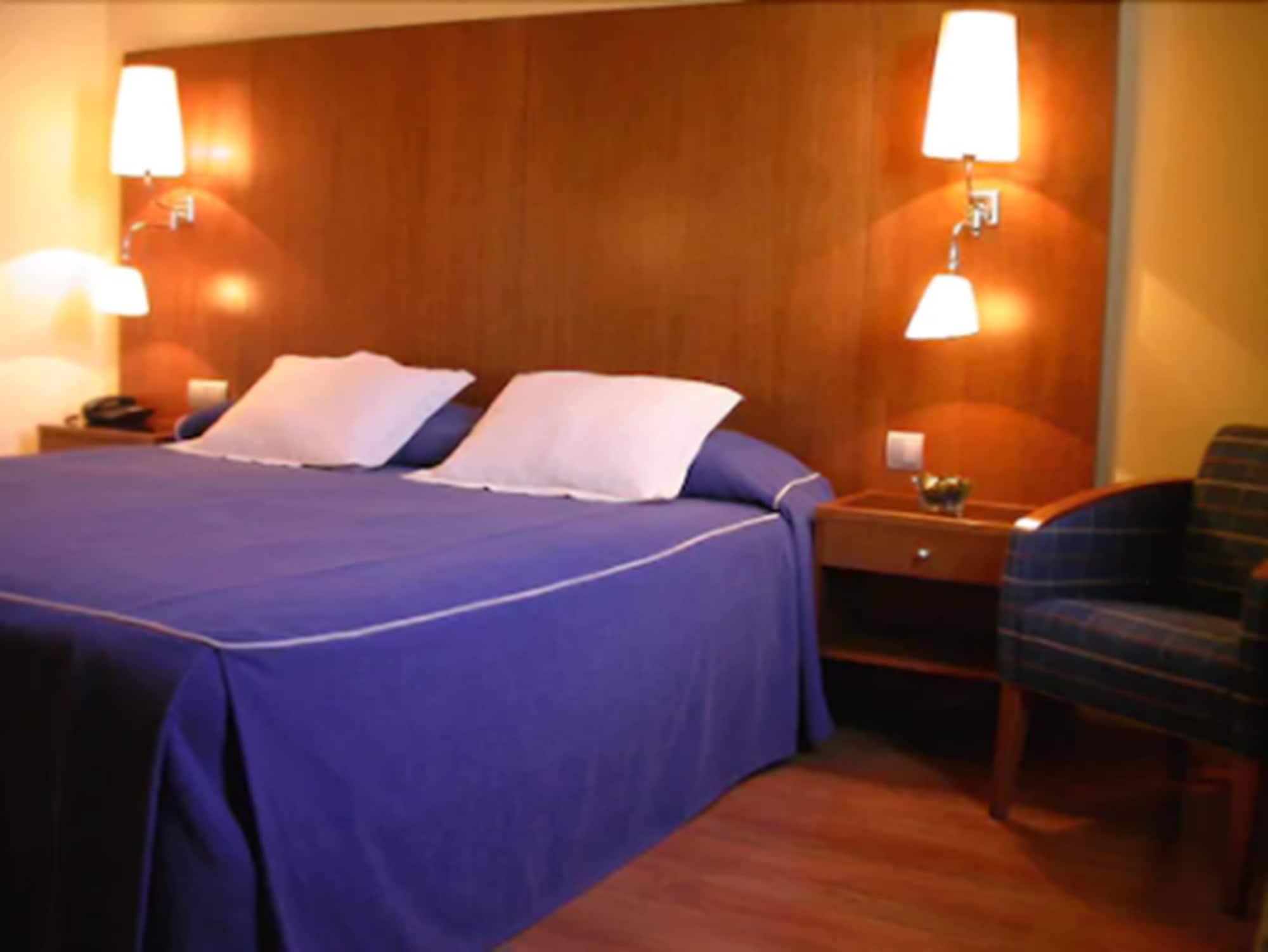 Hotel Galaico Collado Villalba Exterior photo