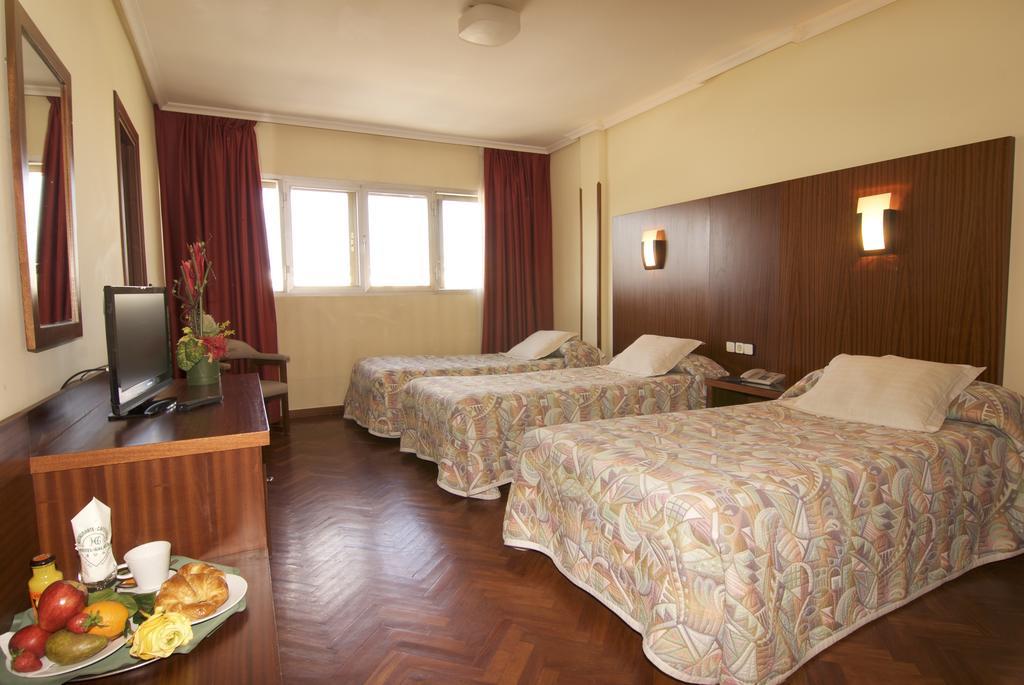 Hotel Galaico Collado Villalba Exterior photo
